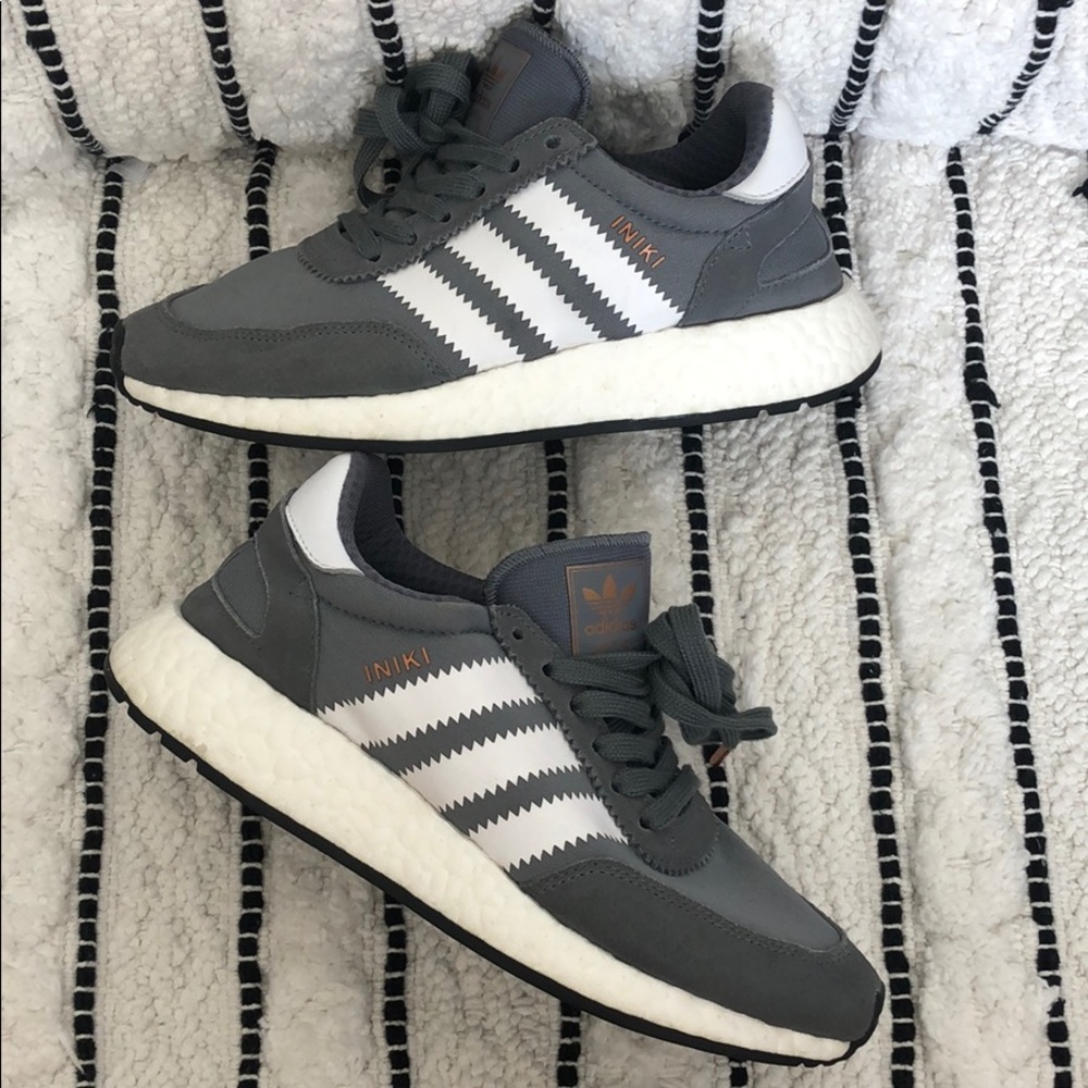 ADIDAS INIKI RUNNER
